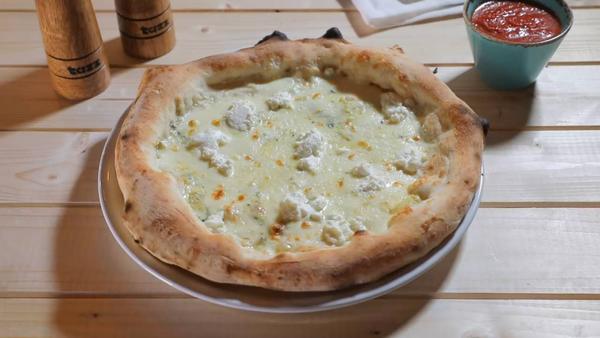 Pizza Bianco
